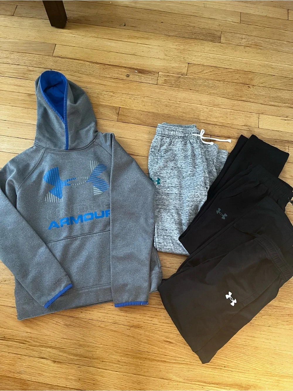 Under Armour Bundle - Youth Size Medium